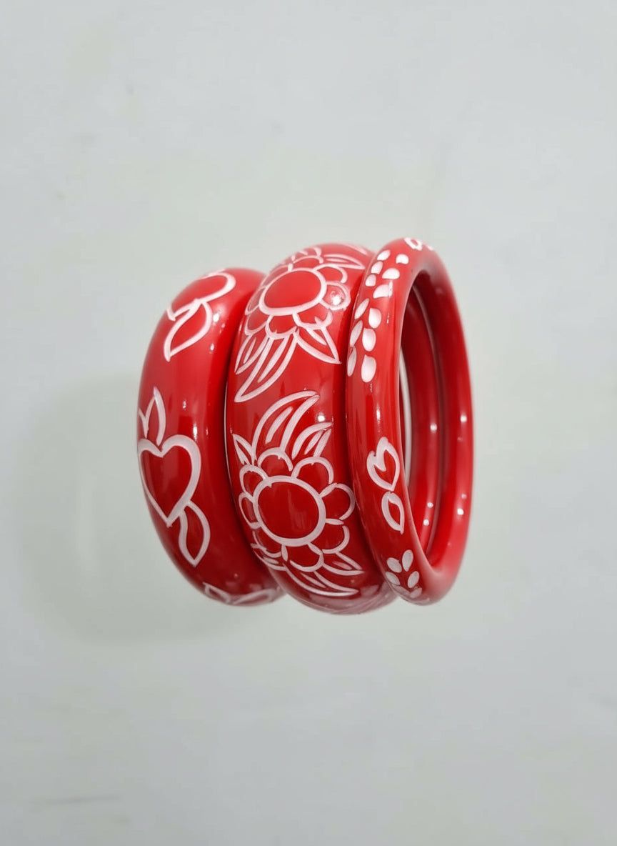 Red Amor Bangles