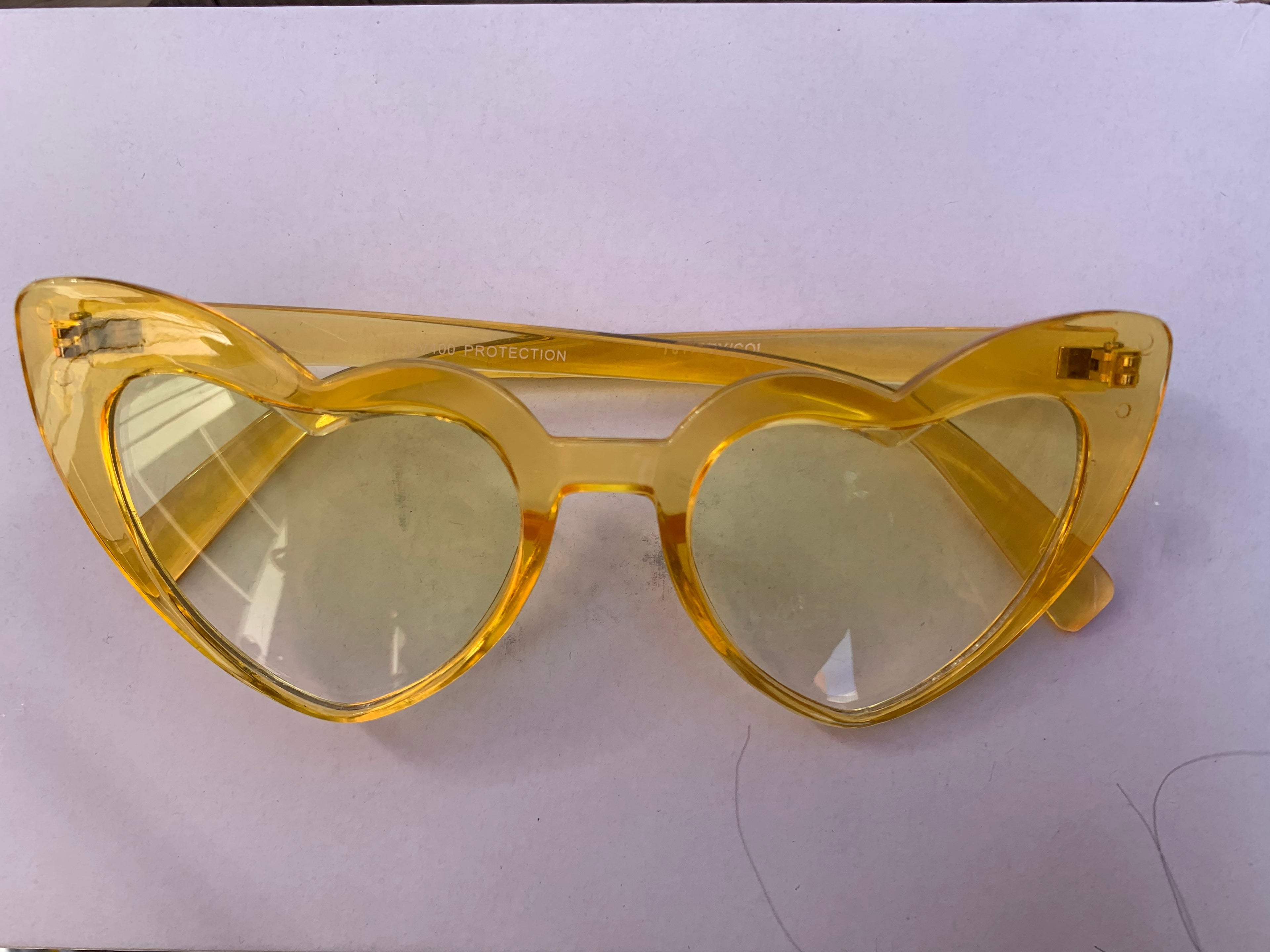 Heart cateye sunnies