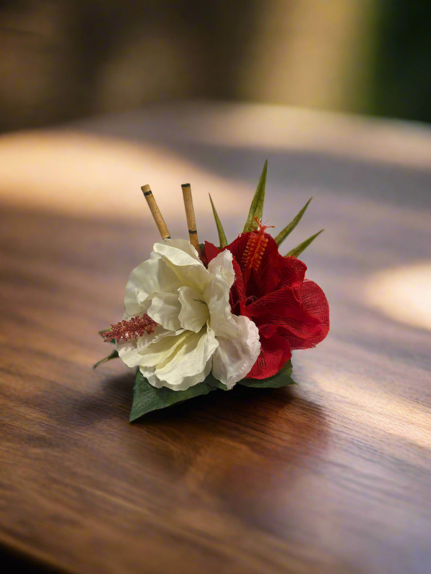 Tropical pinup hair flowers