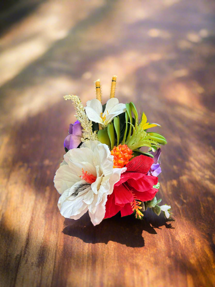 Tropical pinup hair flowers