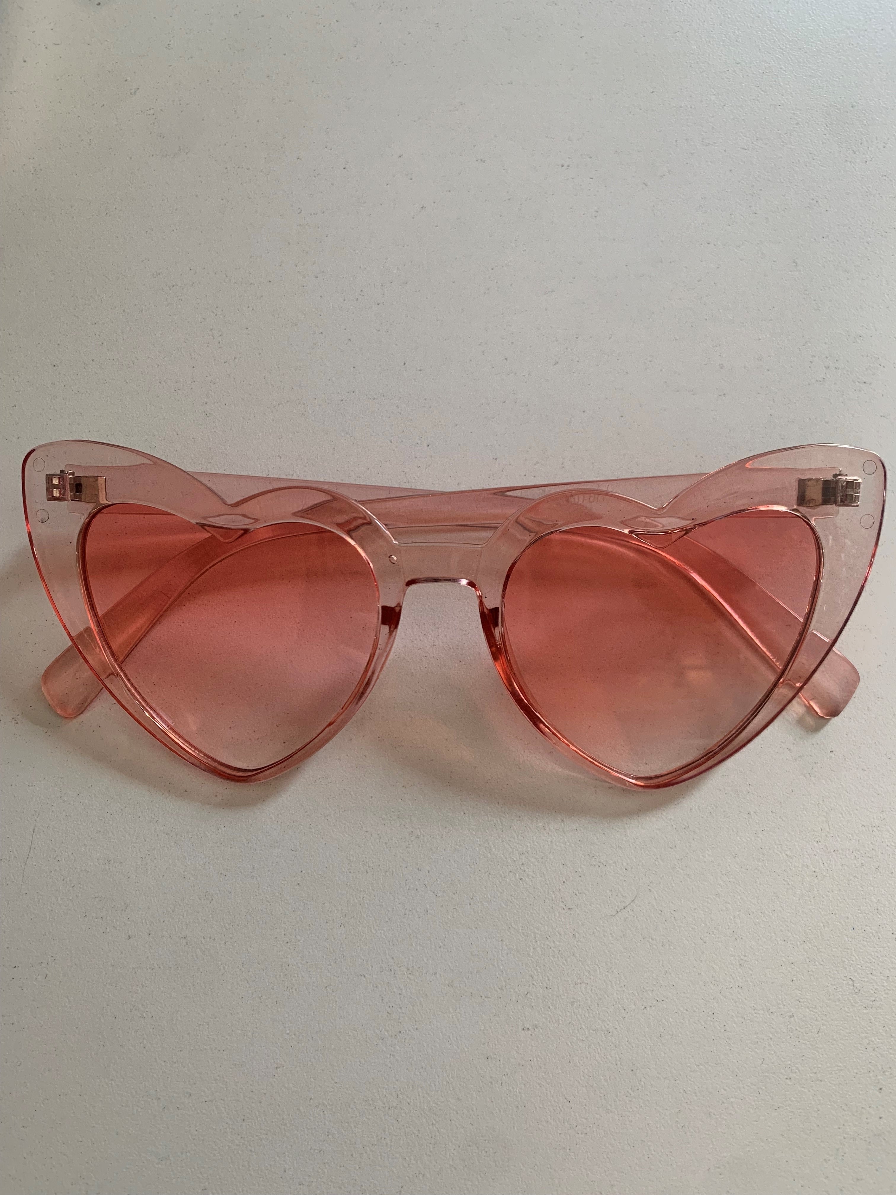 Heart cateye sunnies