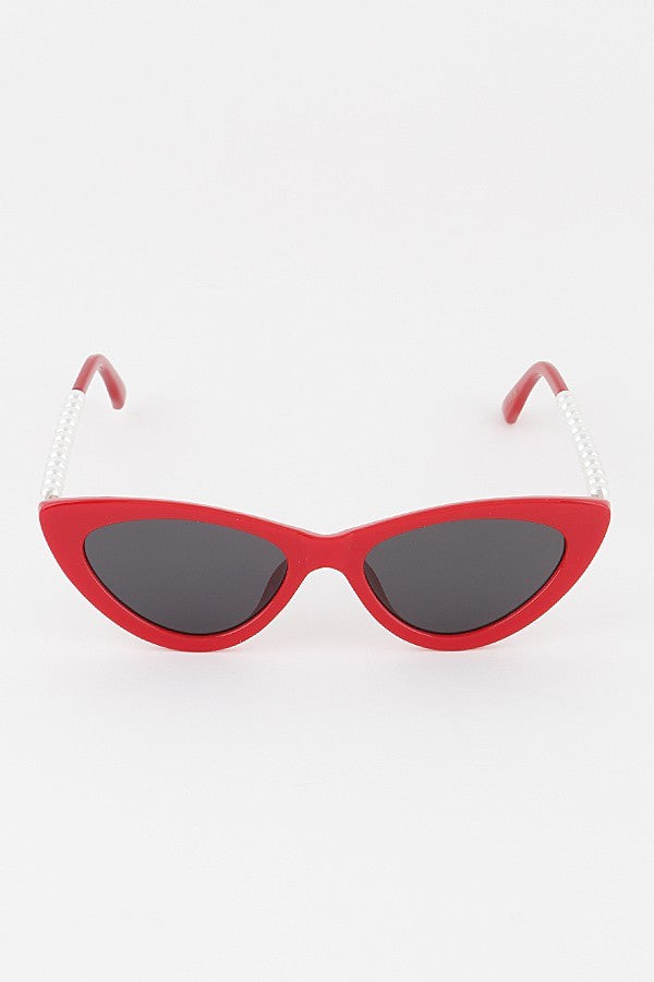 rounded pearl cat eye sunnies