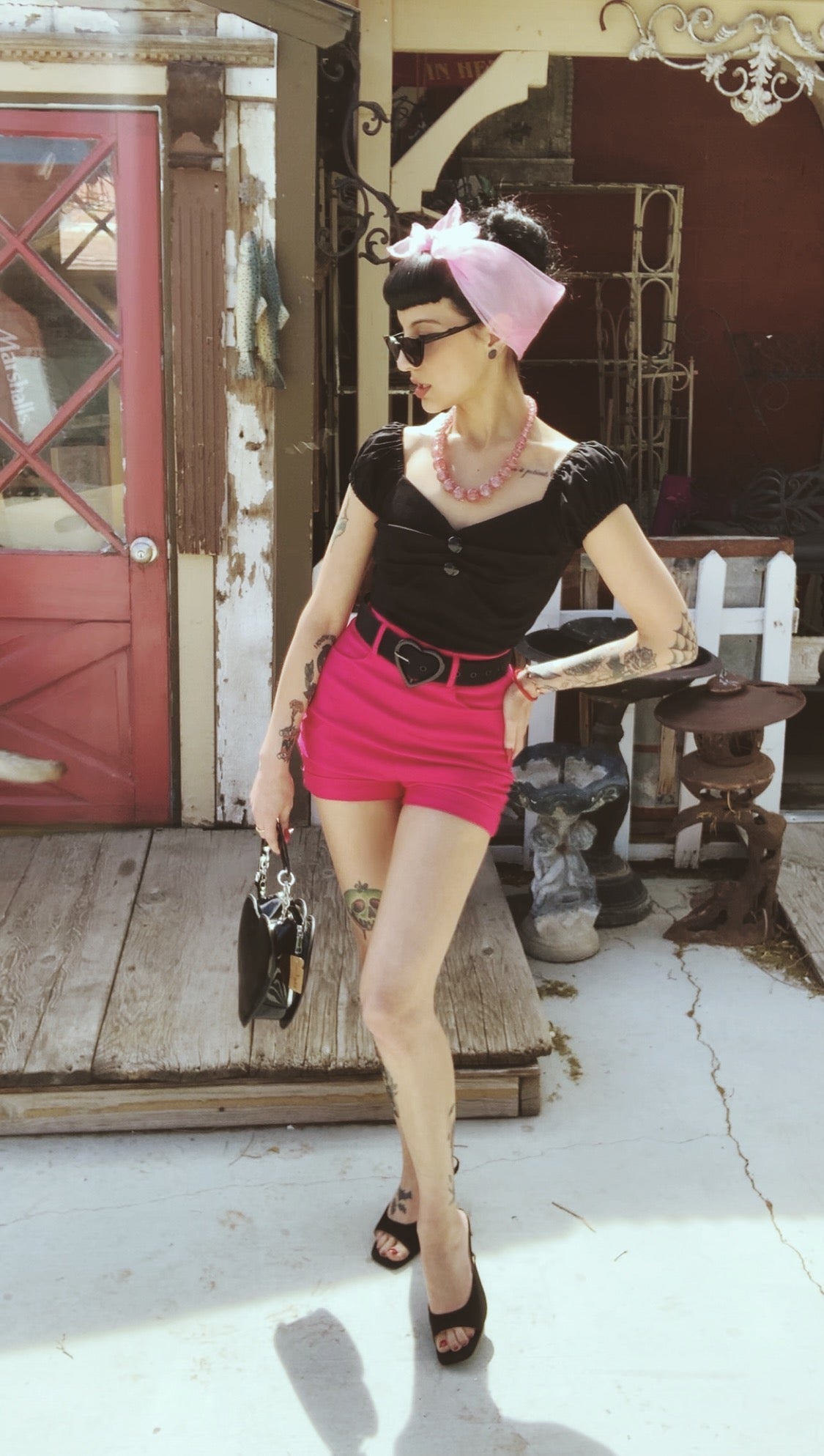 Love your curves Shorts Colors